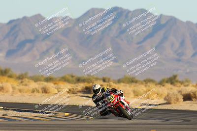 media/Jan-11-2025-CVMA (Sat) [[ddeb3f563a]]/Race 13-Amateur Supersport Open/